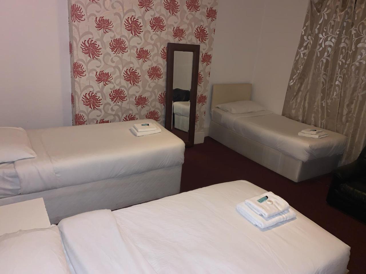 Bed & Breakfast Camden Castle *